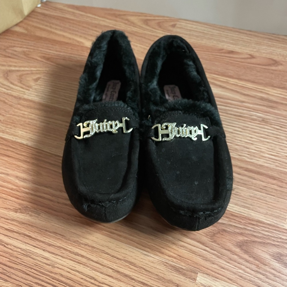 Juicy Couture Logo Moccasins